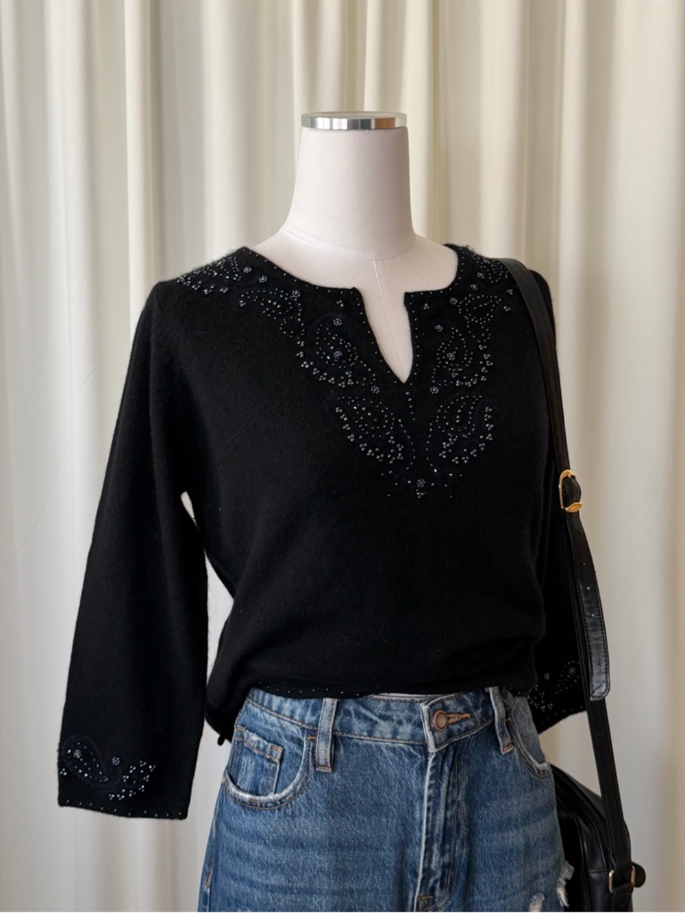 White + Warren 100% Cashmere Beaded Paisley Sweater Black Large - Picture 7 of 9